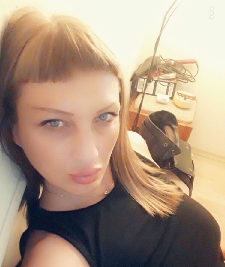  ,   Sofi, 37 ,   