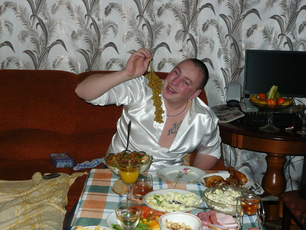  5211253  Aleksey, 39 ,    