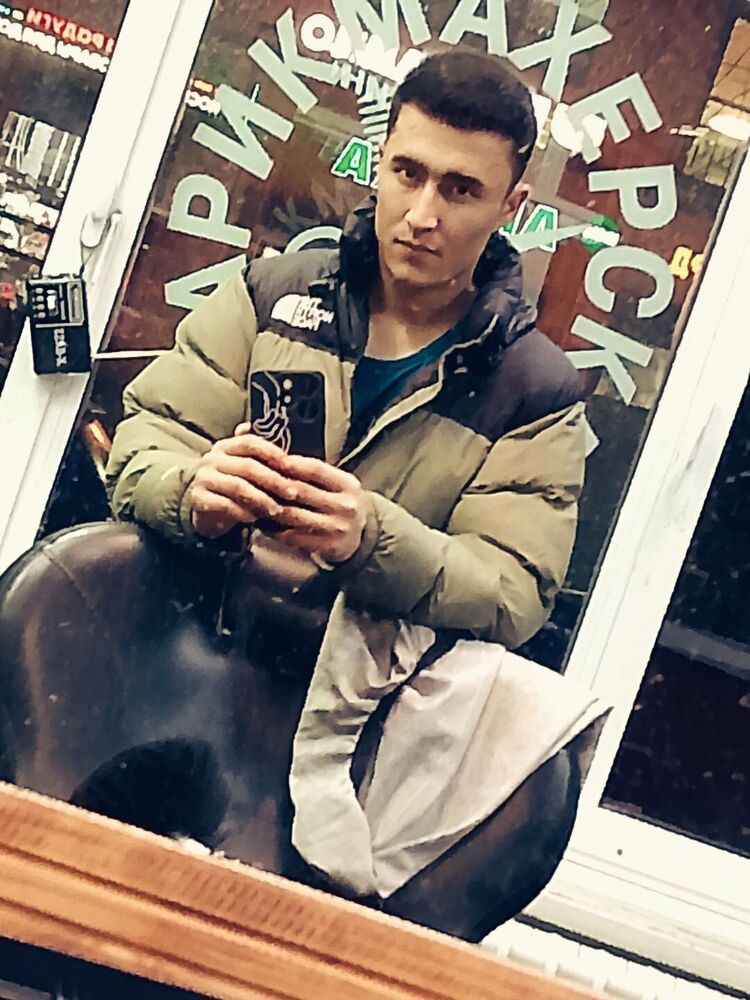  48225773  , 24 ,    