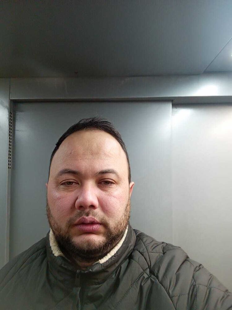  48528343  , 40 ,    