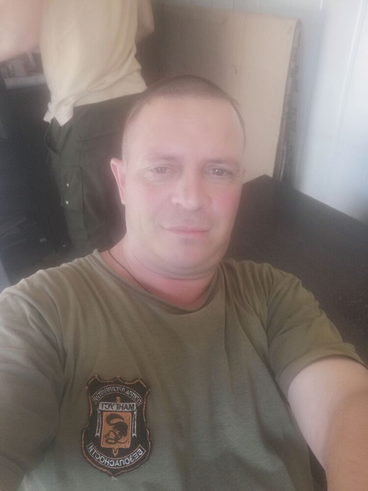  37203803  , 44 ,    