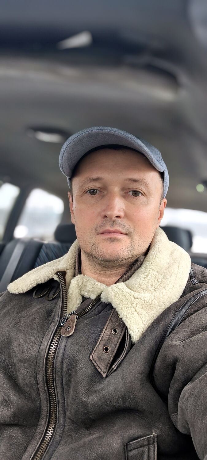  54640203  Gennady, 39 ,    