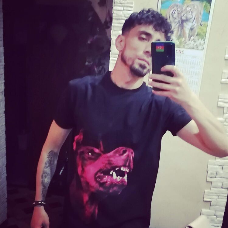  ,   Baxa, 32 ,   ,   