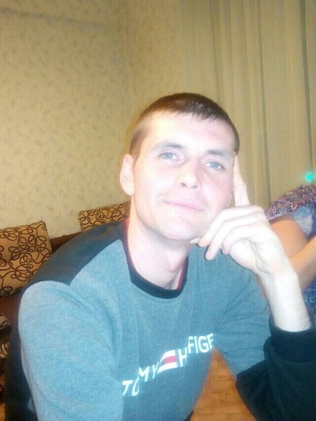  ,   Pavel, 38 ,   ,   , 