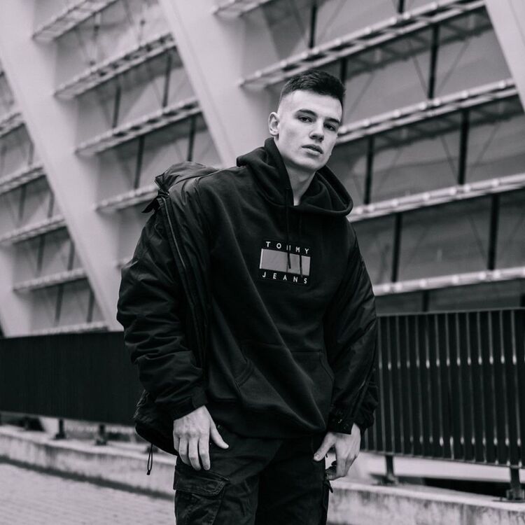  ,   , 26 ,   , 