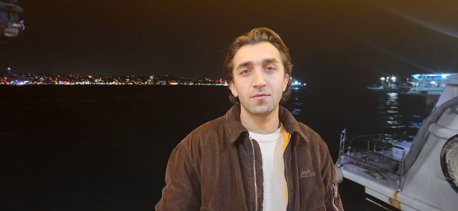  40023593  Ibrahim, 31 ,    Ortakoy