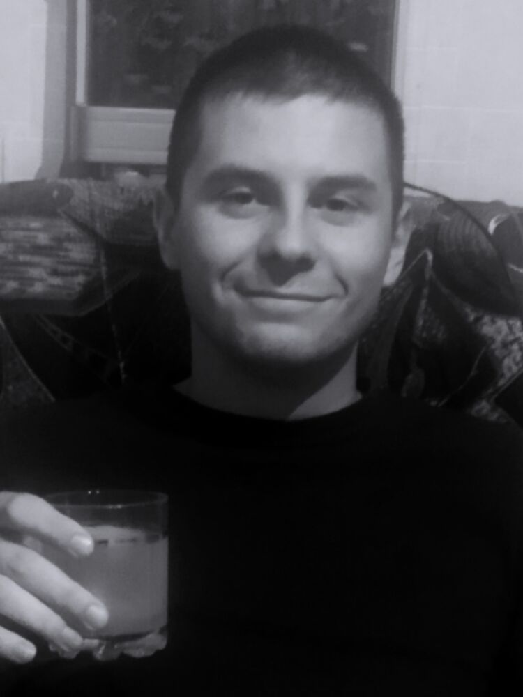  48088583  , 23 ,    