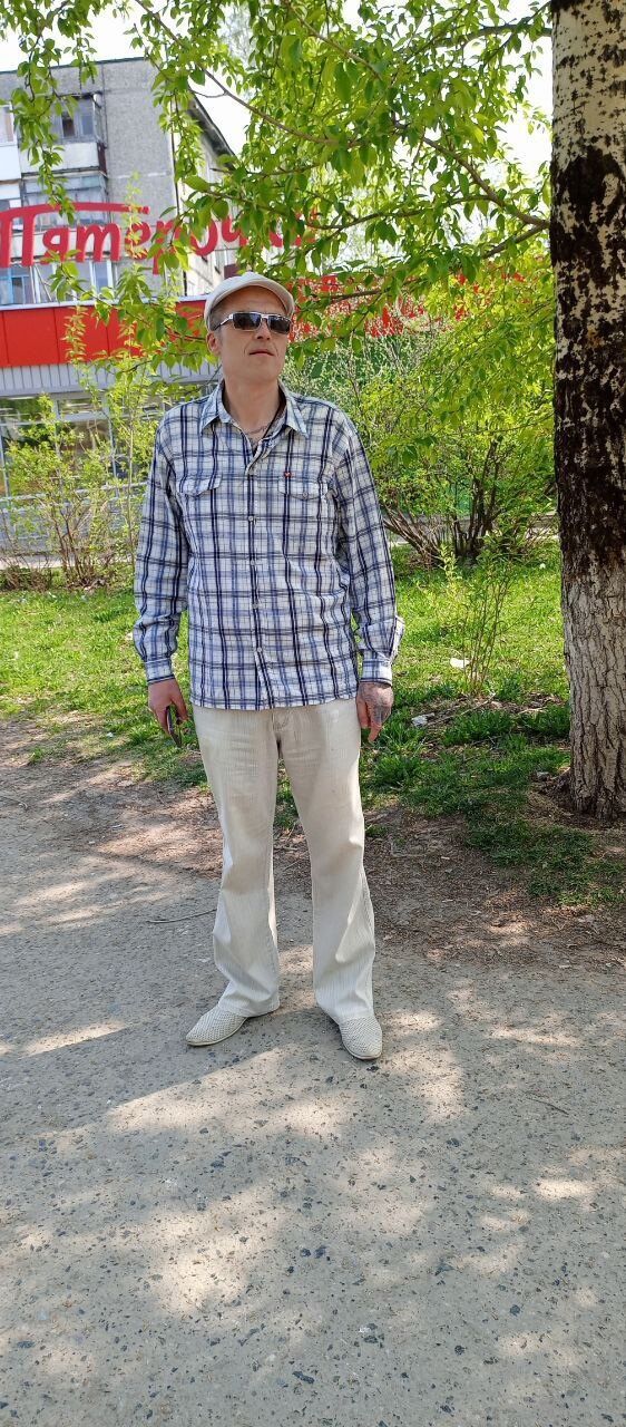 36580393  Aleksandr, 45 ,    