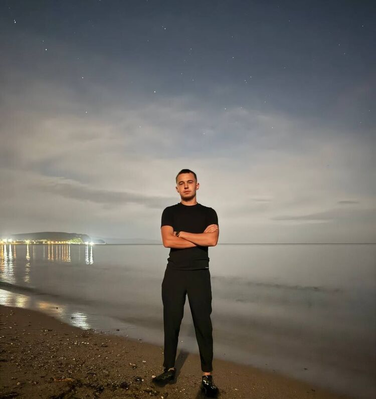  53573523  , 20 ,    -