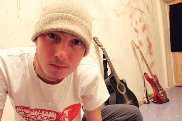  4248803  Vitalik, 33 ,    