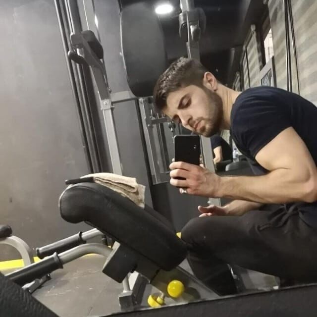  32841043  Akif, 28 ,    