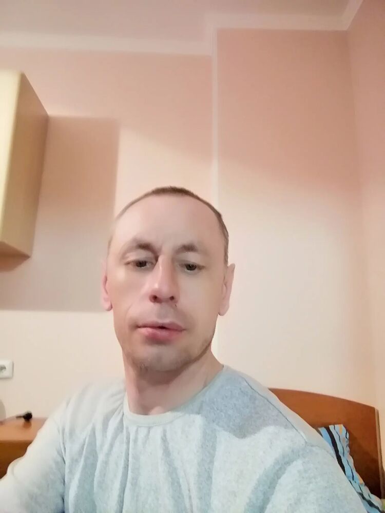  40639833  , 35 ,    