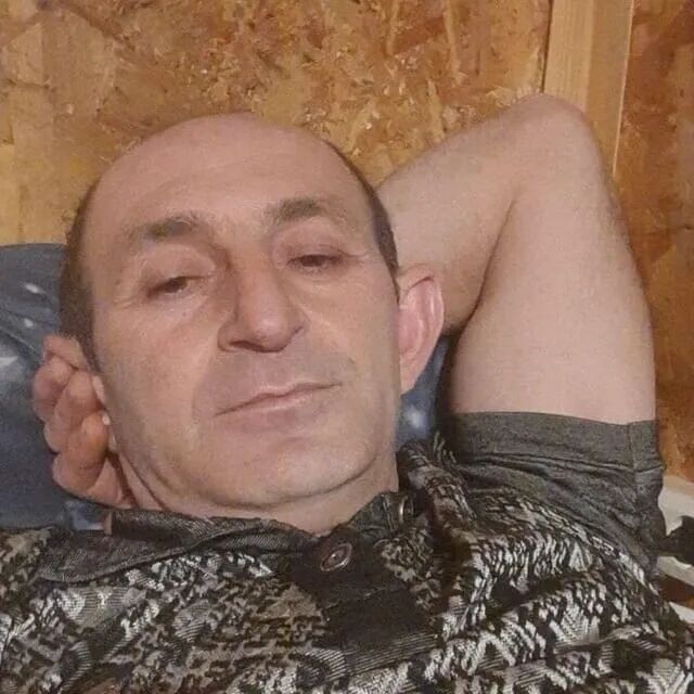  47384123  , 45 ,    