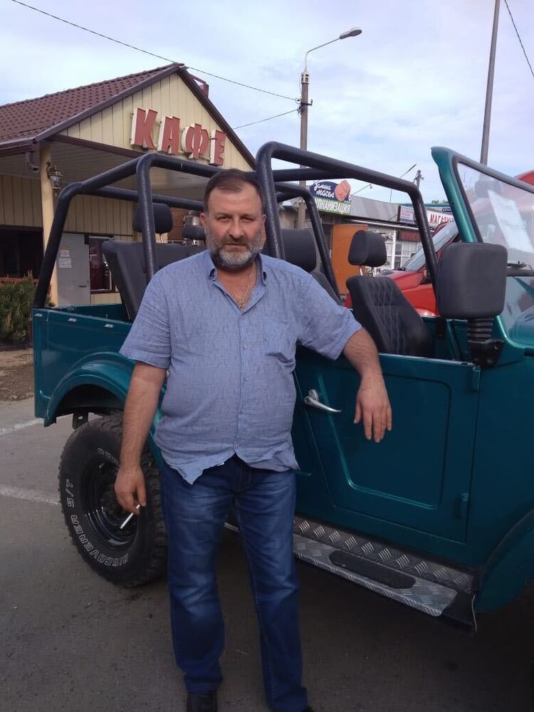  26082153  Misha, 53 ,    