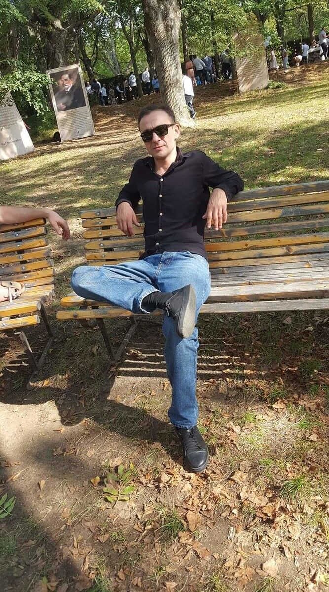  18773803  Nodar, 39 ,    