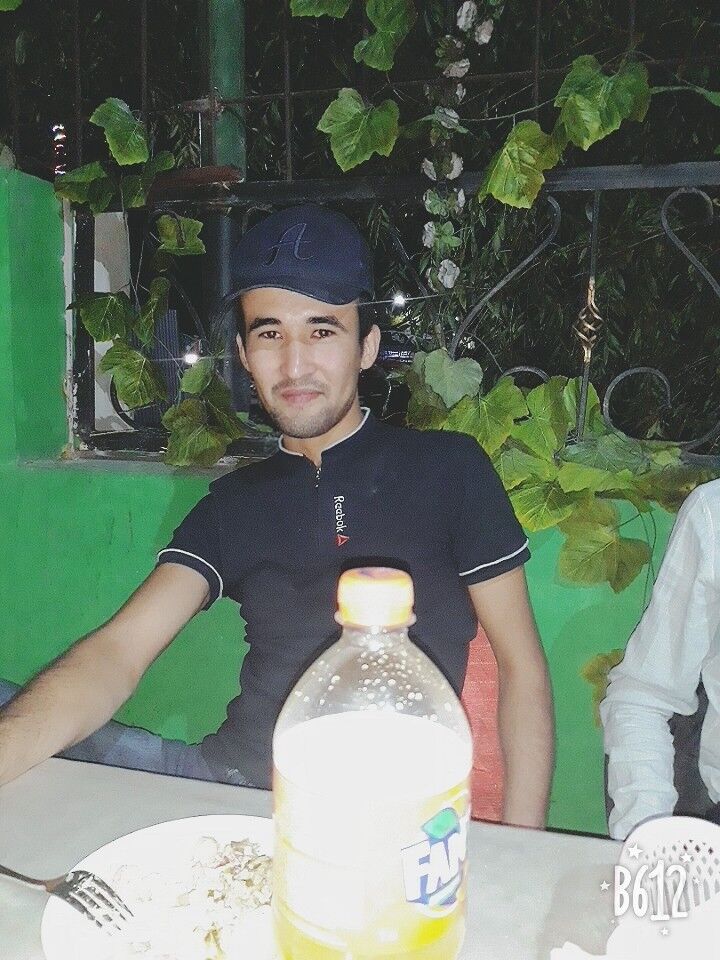  ,   Ruslan, 33 ,   ,   , c 