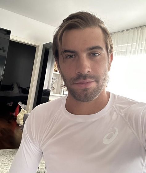  ,   Sergej, 25 ,   ,   