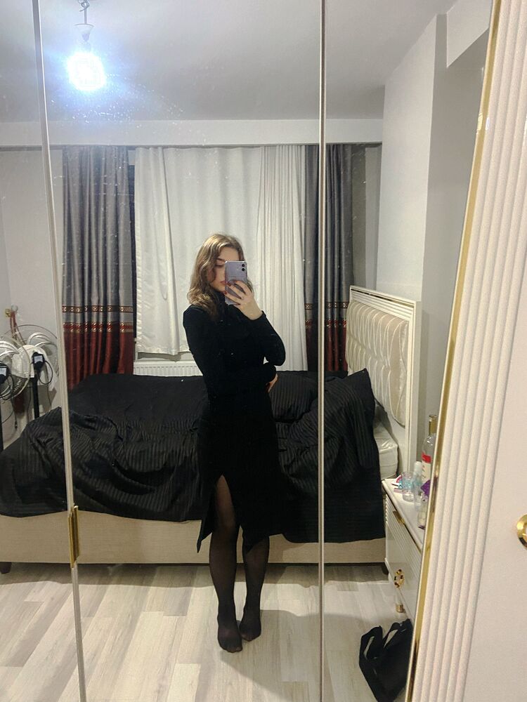  ,   Yuna, 21 ,   ,   