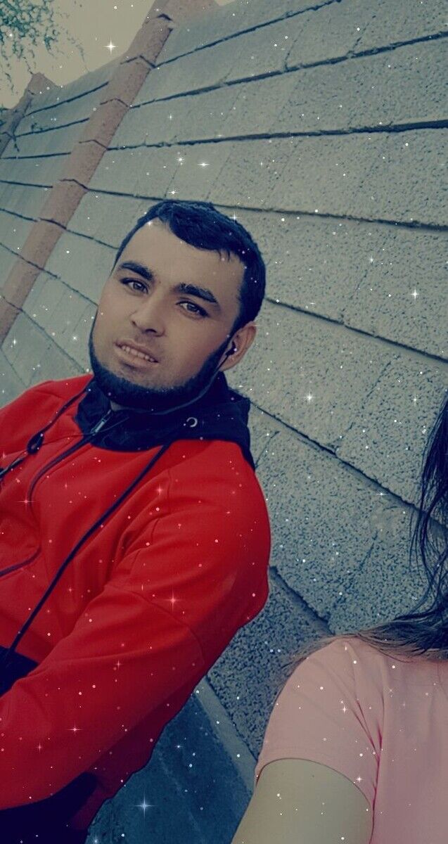 21659433  Azamat, 32 ,    