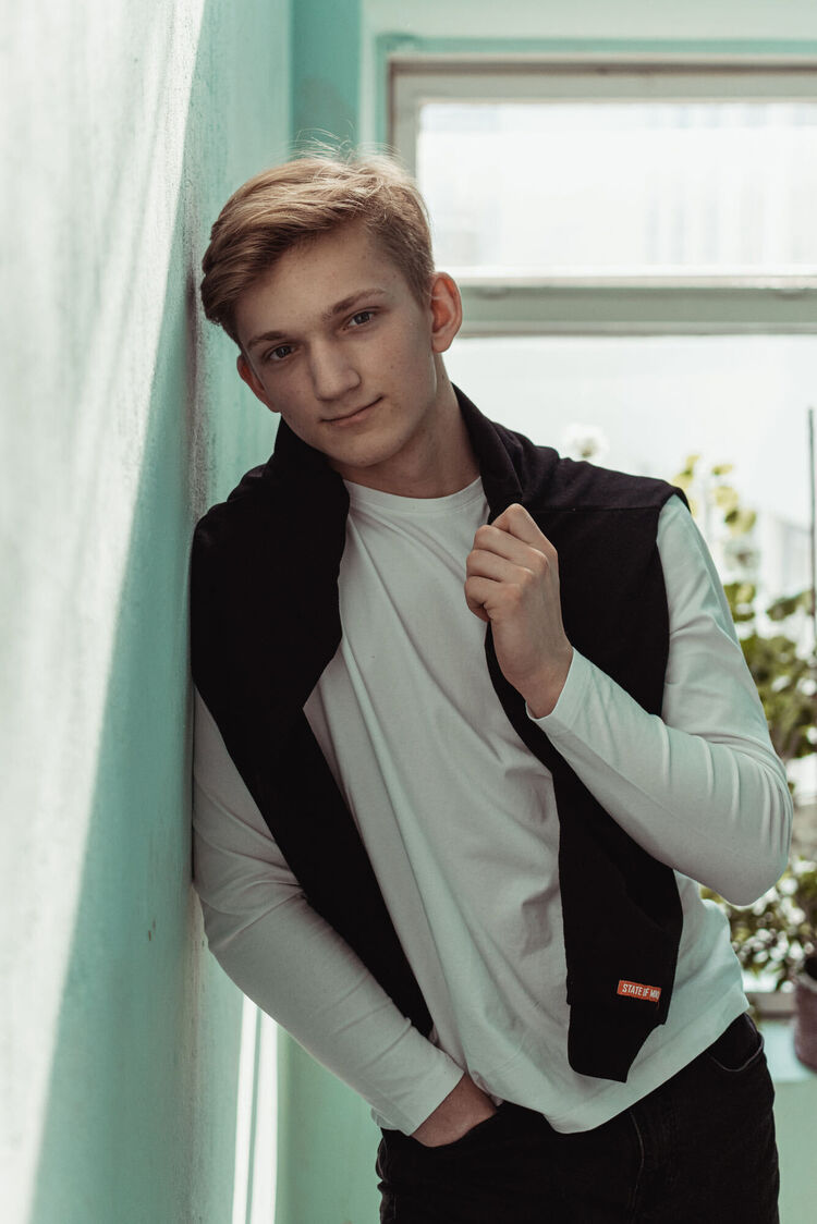 ���� 35243303 ����� ����, 20 ���, ���� ���������� � ������