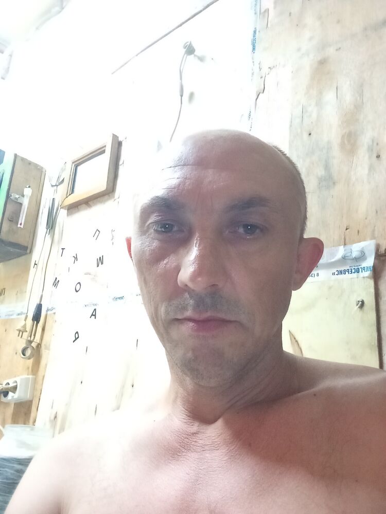  45958523  , 42 ,    