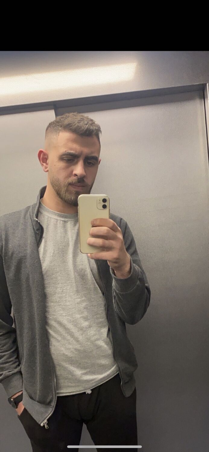  ,   Ali, 26 ,   ,   