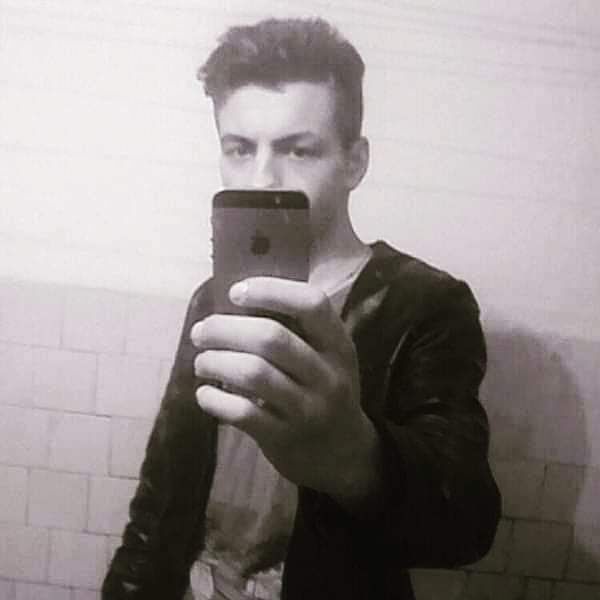  ,   Ivan, 28 ,   ,   
