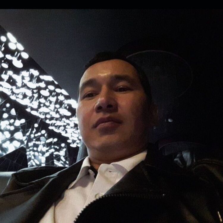  52857733  Ruslan, 37 ,    
