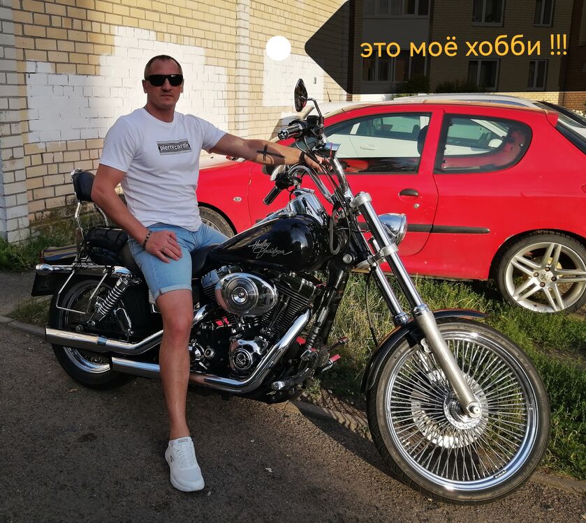  52595453  Stanislav, 40 ,    