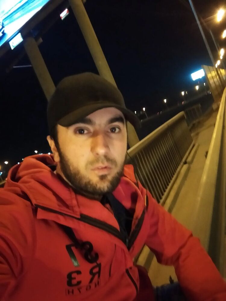  28131683  , 33 ,    