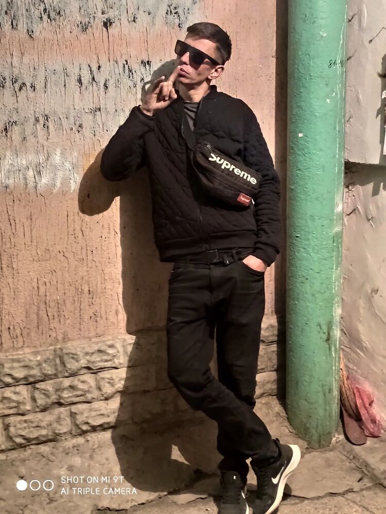  39296693  Anton, 35 ,    