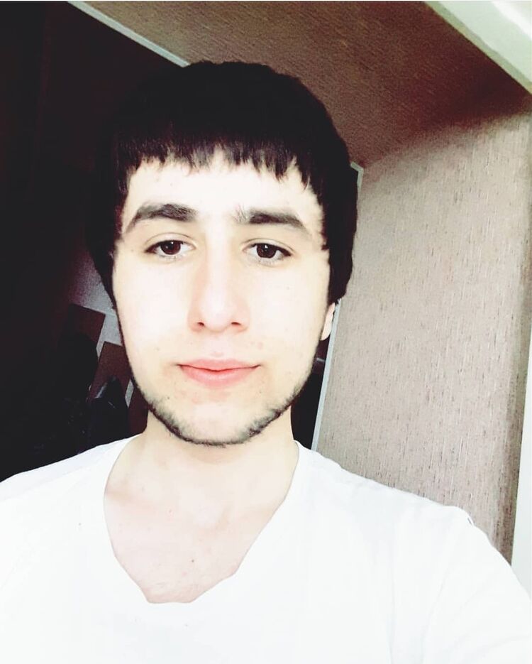 15893133  Shoxrux, 26 ,    
