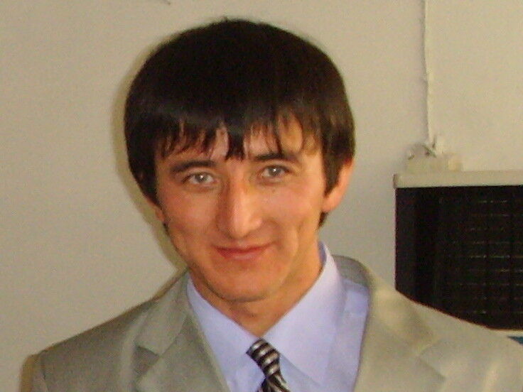  4795493  Erlan, 39 ,    