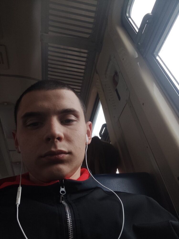  ,   Artem, 23 ,   ,   , c 