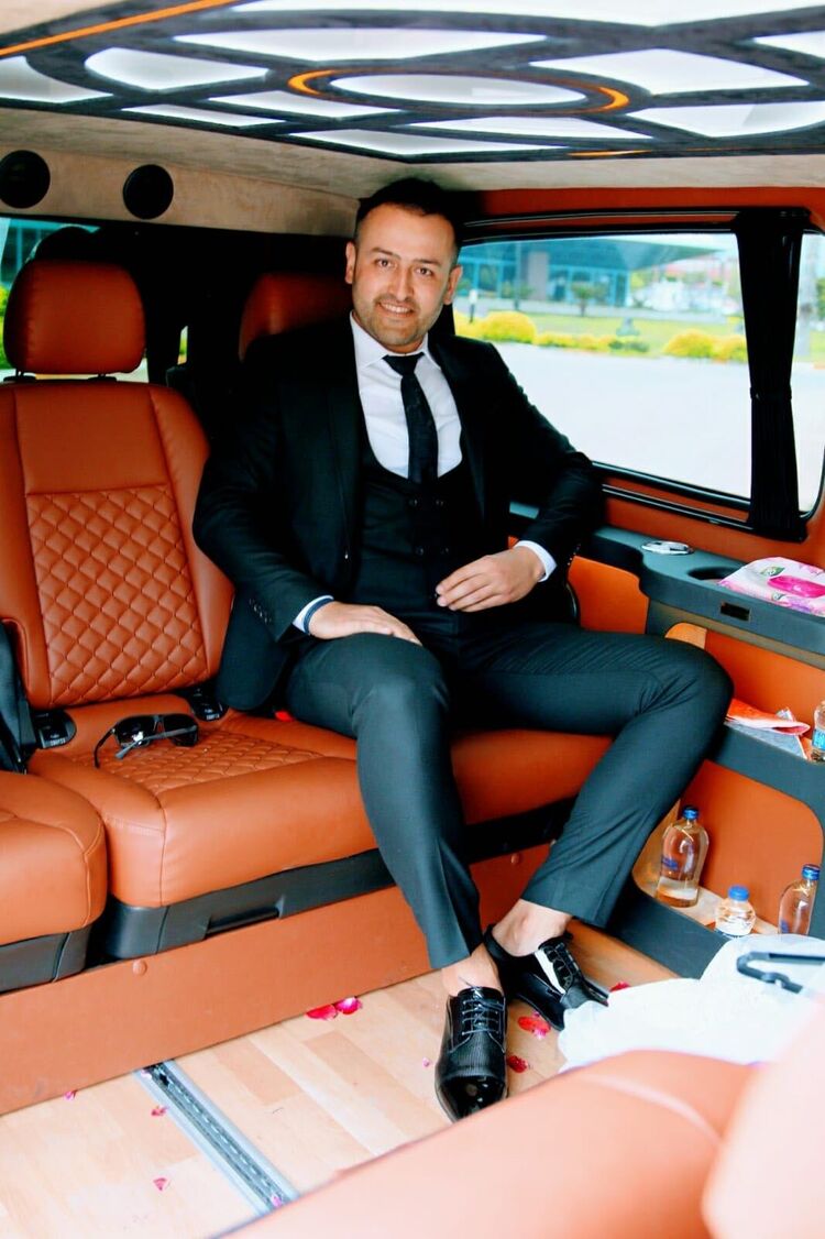  37392323  Yasin, 34 ,    