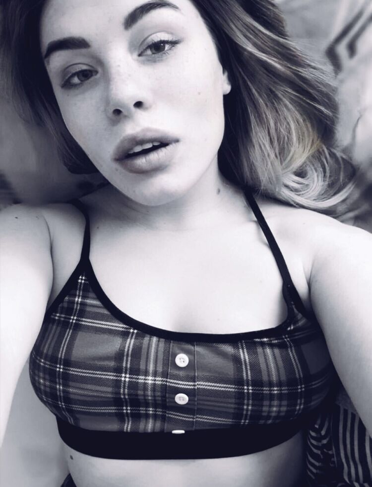  44108343  No name, 24 ,    