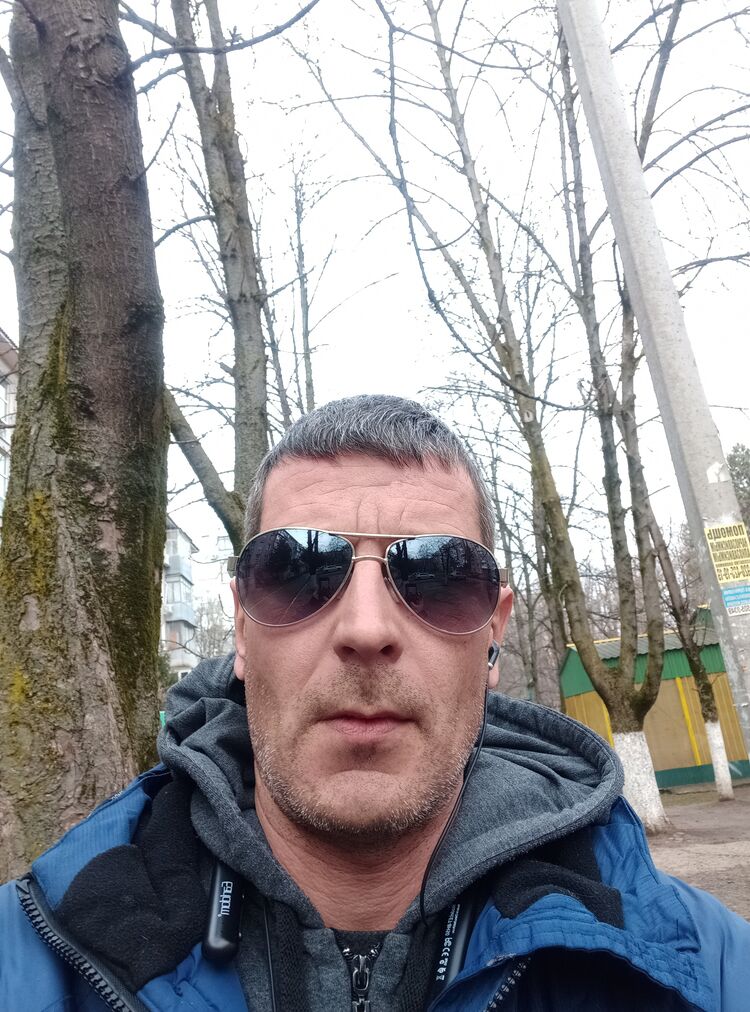  32484993  , 45 ,    