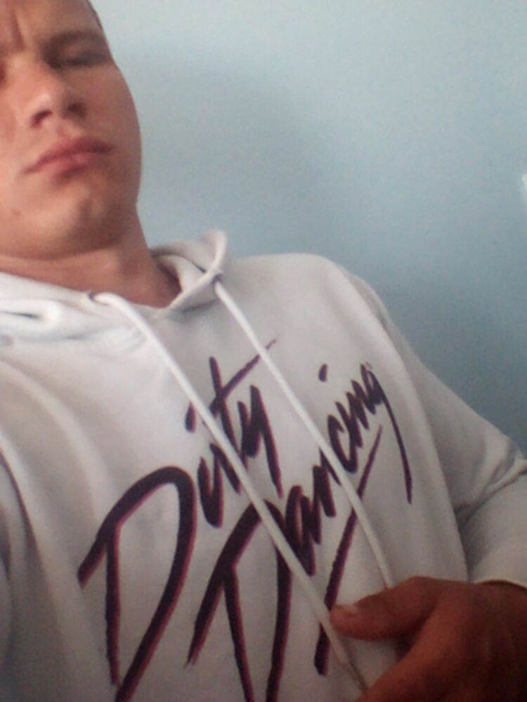  27721393  Grigorij, 26 ,    