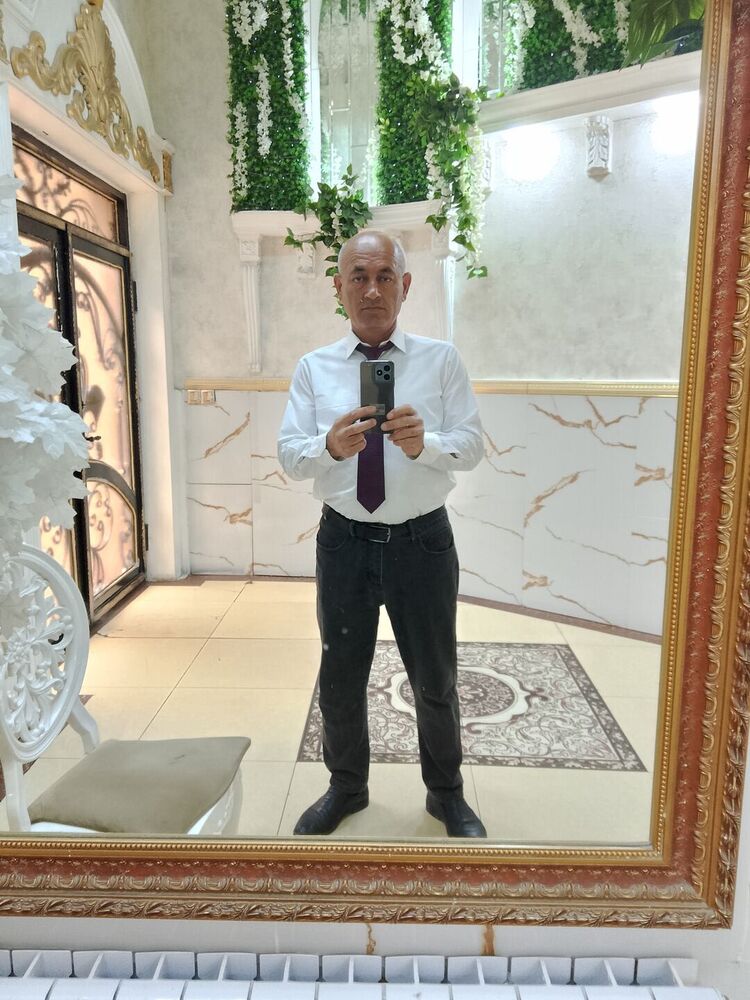  44159943  Mubaris, 55 ,    