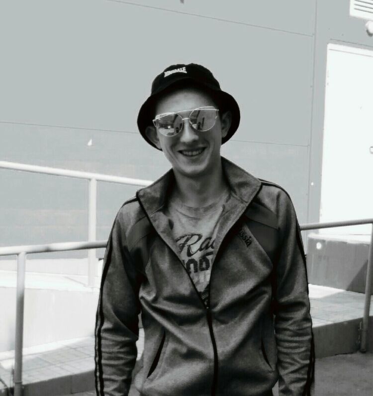  53871203  , 28 ,    -