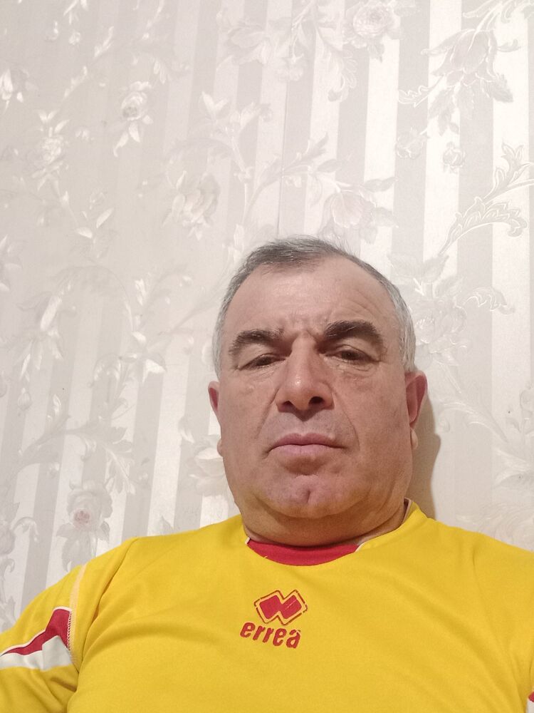  42374463  , 57 ,    