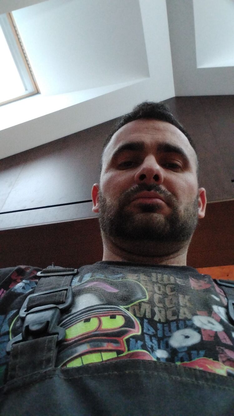  ,   Ivan, 37 ,   ,   , c , 