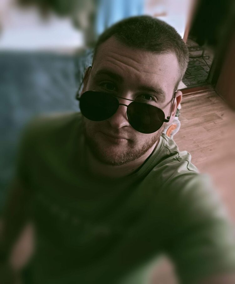  43544403  , 28 ,    