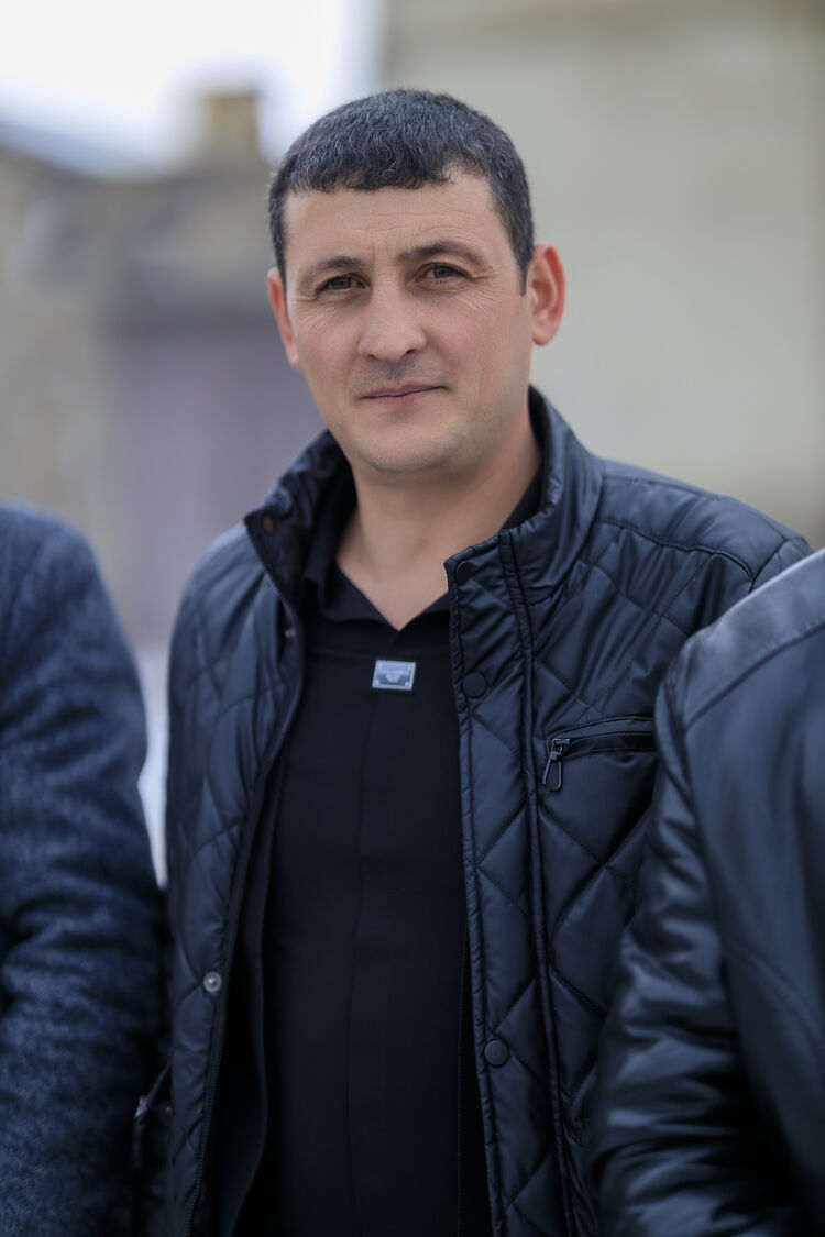 ,   Rustam, 35 ,   ,   , c , 