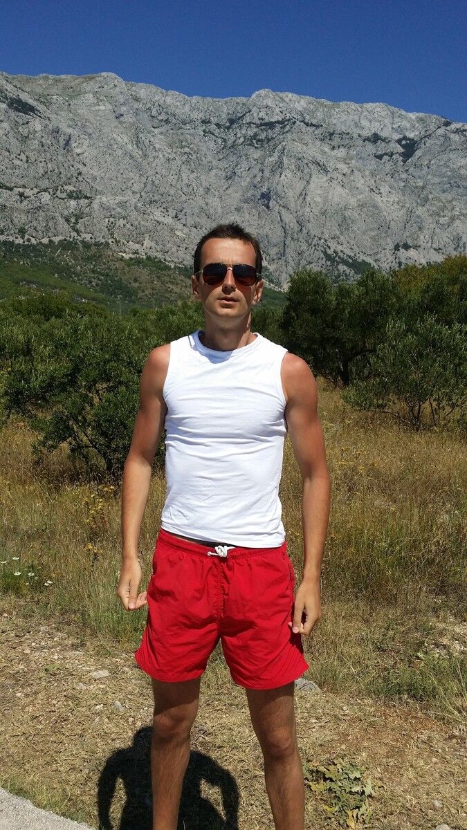  ,   Alex, 33 ,   ,   , c 