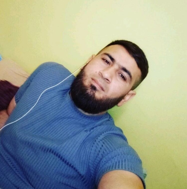  46814963  Rusaj, 34 ,     
