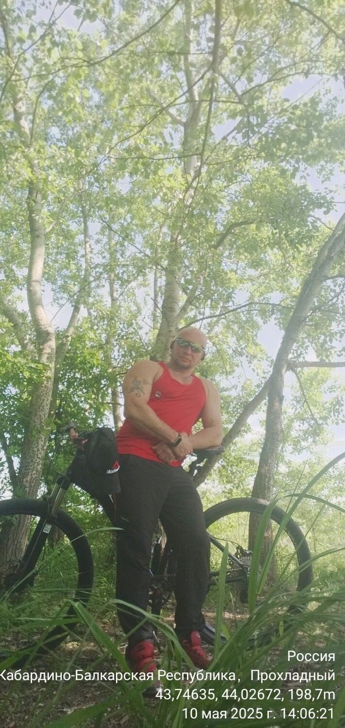  ,   Mikhail, 48 ,   ,   , c , 