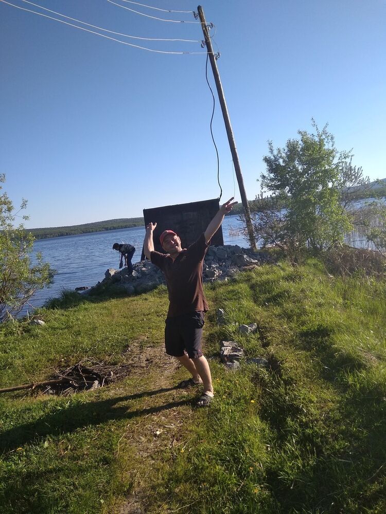  18027603  , 46 ,    