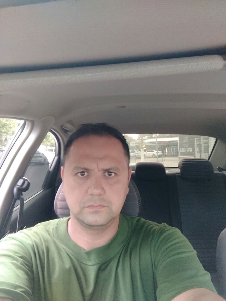  52861643  , 37 ,    