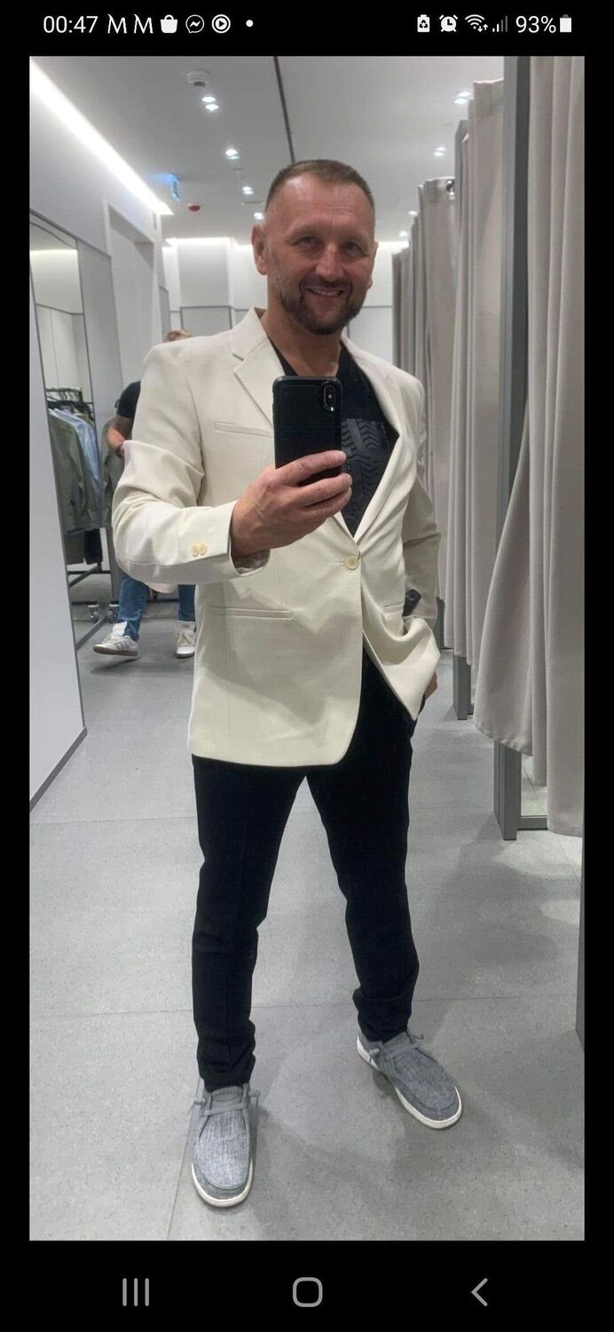  ,   Leszek, 45 ,   ,   